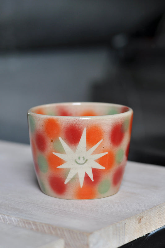 Taza de Cerámica Artesanal Estrella Feliz (200 ml)