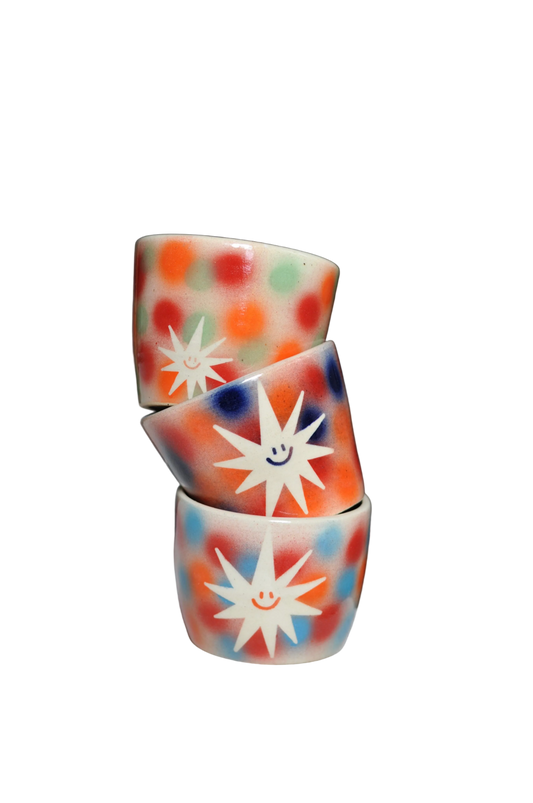Taza de Cerámica Artesanal Estrella Feliz (200 ml)